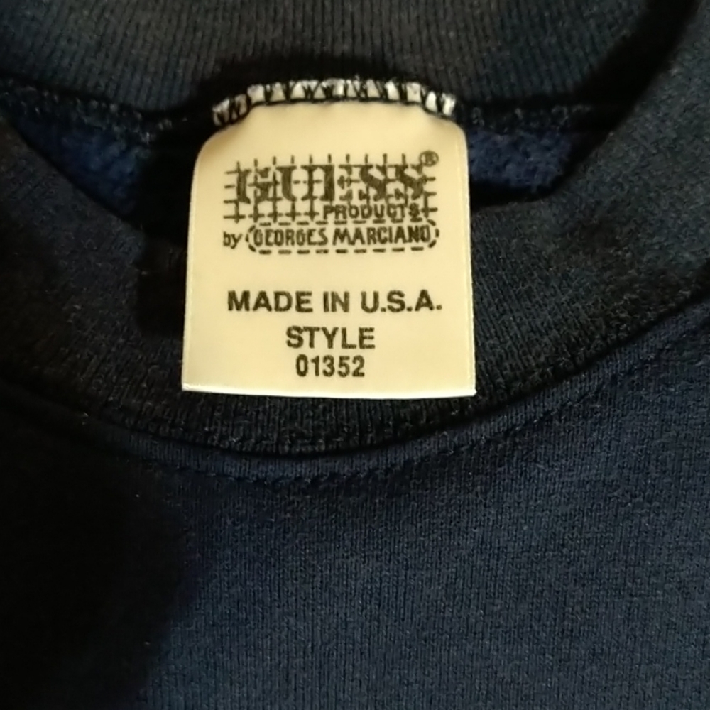 Guess Sweatshirt - Picture 2 of 3